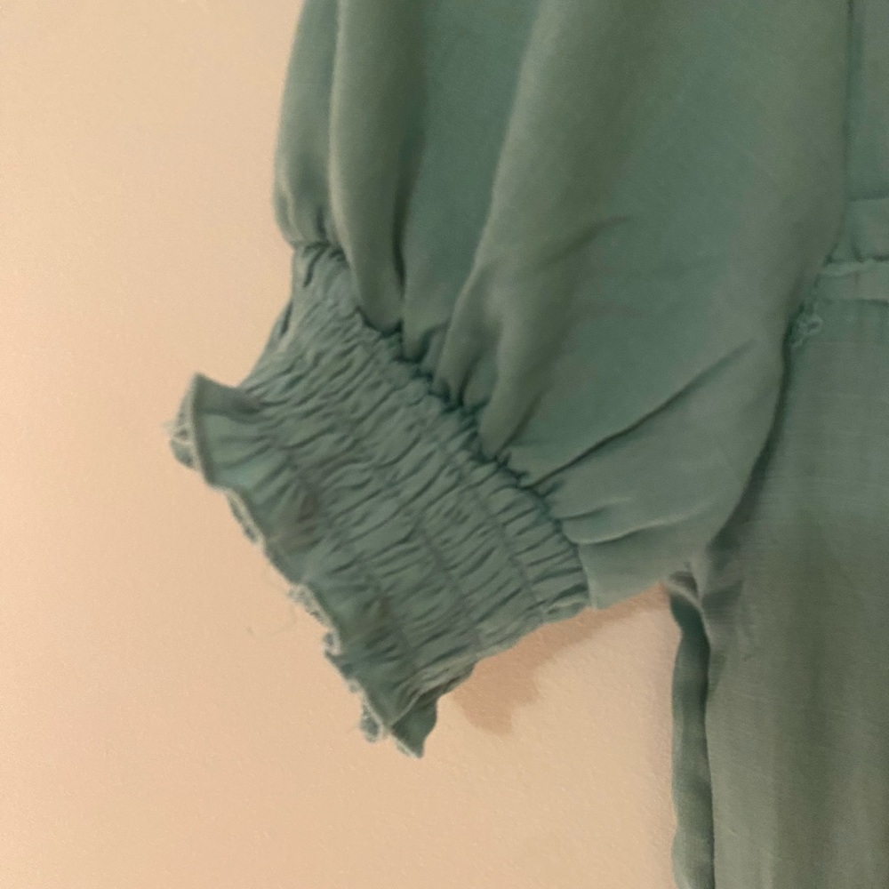 Mint/teal formal dress👗🩵👗 - Picture 3 of 7